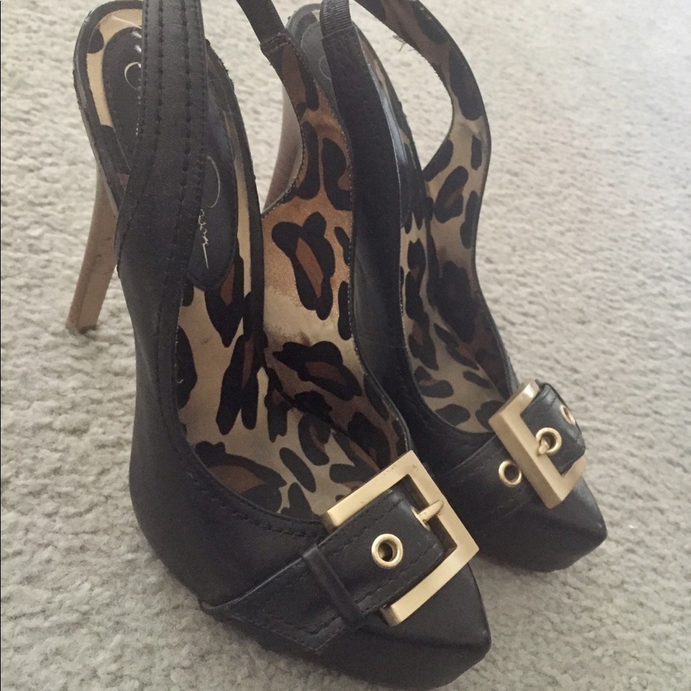 Jessica Simpson Black Leather w/bucle Heels